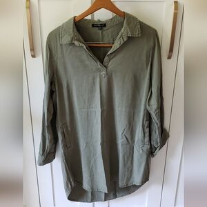Velvet Heart Blouse Womens L Olive Green Button Up